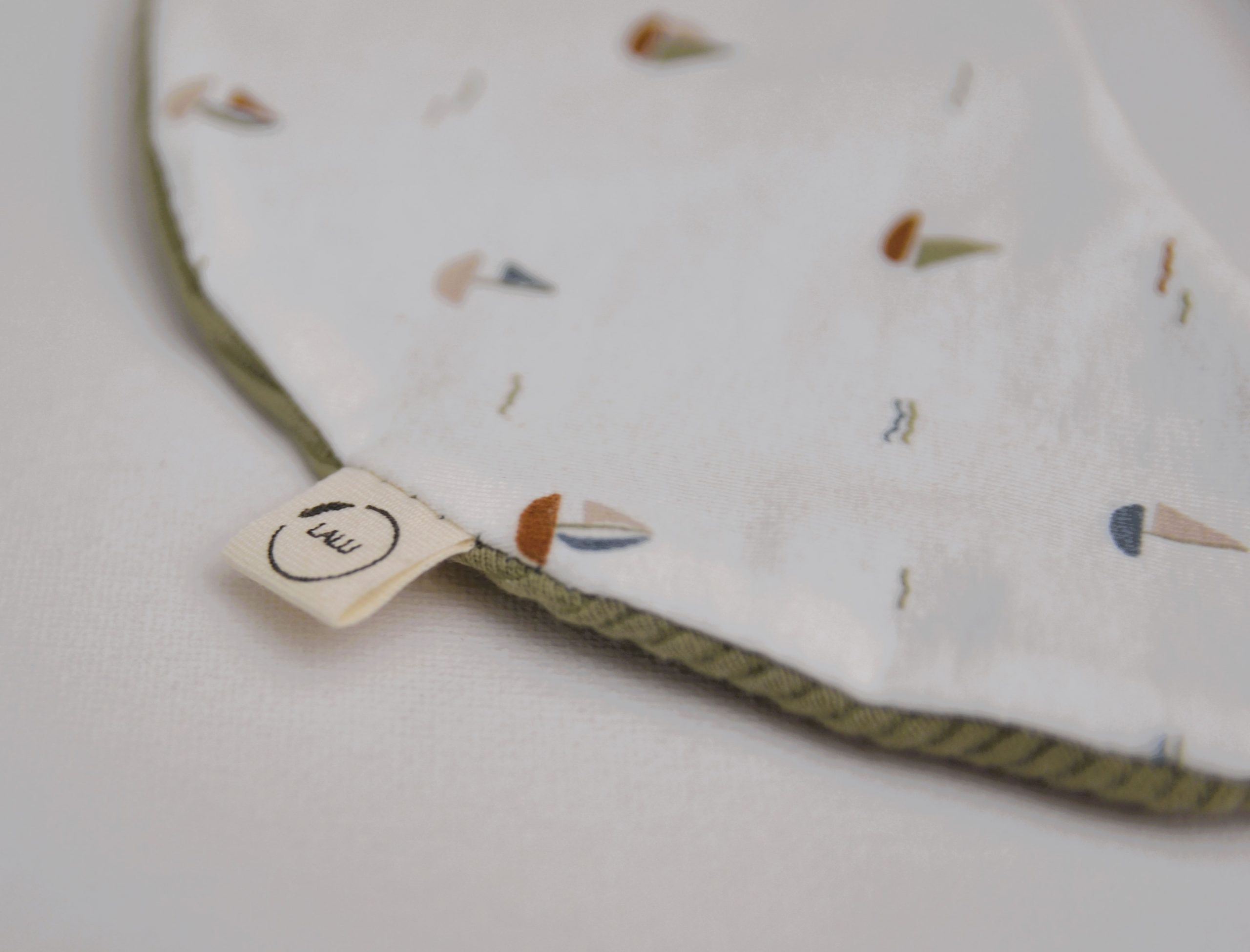 LALU | Kirschkern | Mond – Bild 12